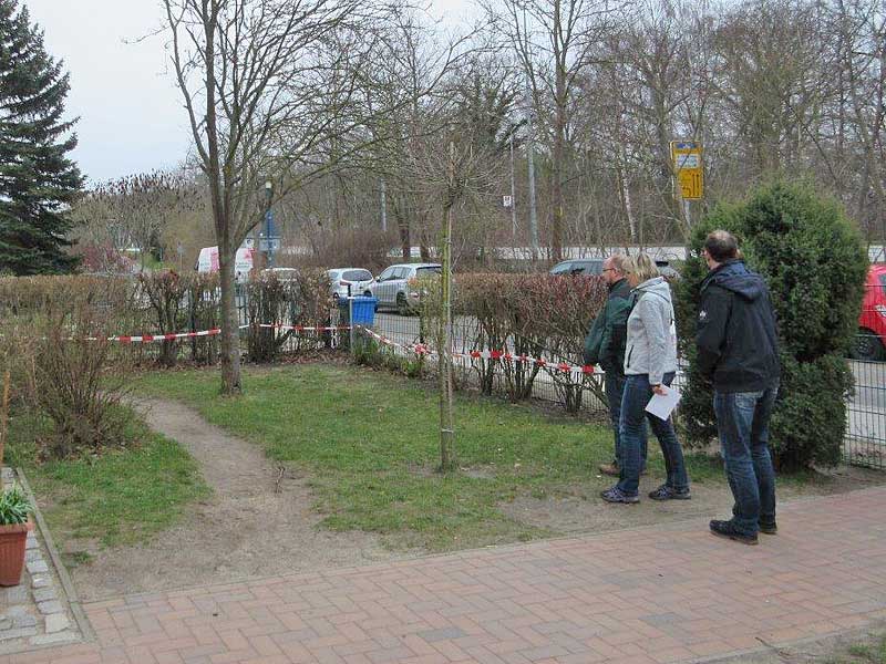 Kita Wiedenhoff plant Kräutergarten